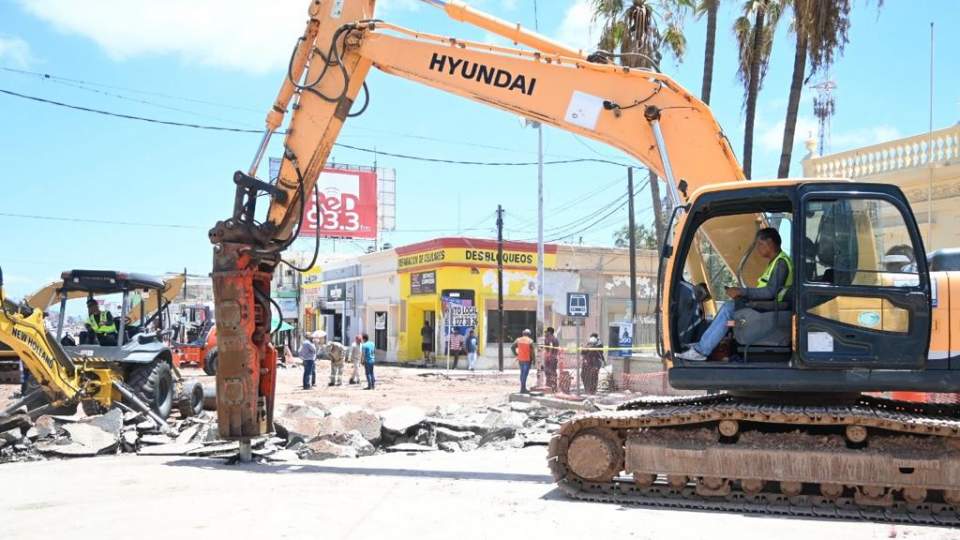 El 76% de las obras  del crédito de 2,100 mdp ya fueron licitadas